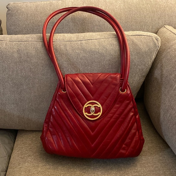 CHANEL Handbags - Chanel Quilted Vintage Flap Bag